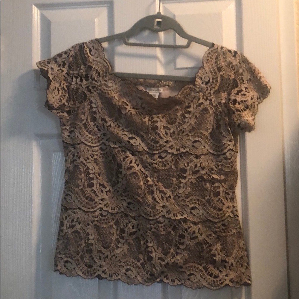 Tan/cream lace top
